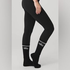 ALO Throwback Sock Unisex in Black & White Medium Full Length Athletic Socks